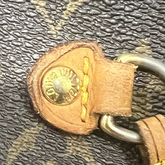 LOUIS VUITTON Mongram Neverfull MM - Picture 6 of 16